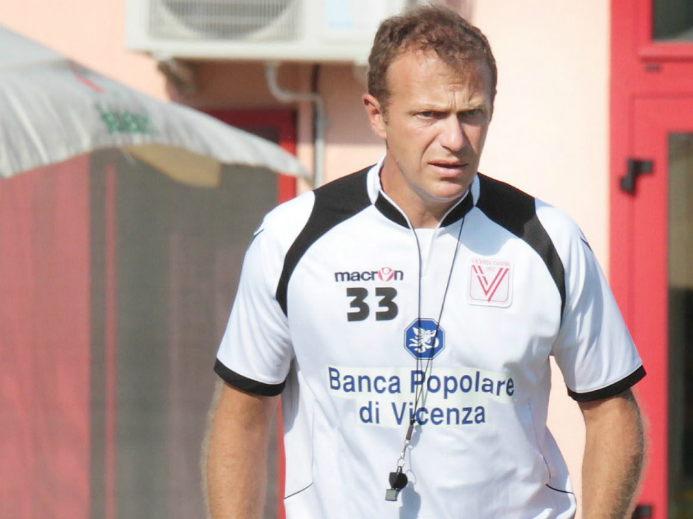 Il Vicenza di Breda non sa se giocherà in B o in C1. STELLA-CISCATO 